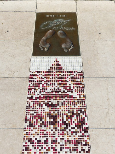 团队合作推 团队合作推